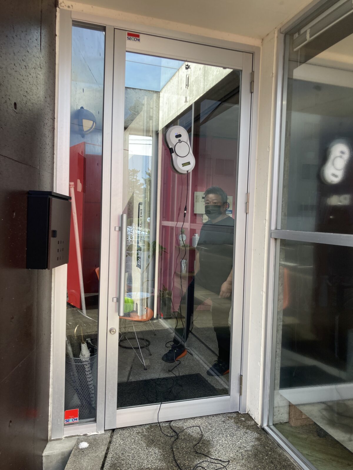 電動窓拭き　賑やかすぎる美容院　人気スタイリスト　ランキングが高い美容院　岐阜柳津町　ヘアーラウル