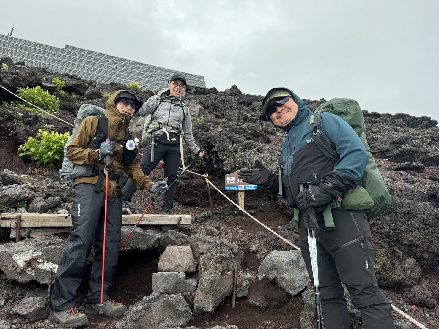 富士山　登山道　山好き美容師　キャンプ好き美容師　人気スタイリスト　ランキングが高い美容院　岐阜柳津町　ヘアーラウル