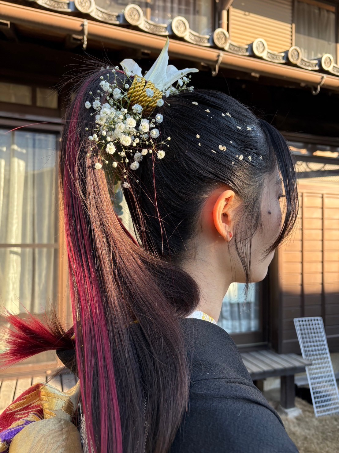 生花ポニーアレンジ　成人式ヘアアレンジ　着付け　人気スタイリスト　ランキングが高い美容院　岐阜柳津町　ヘアーラウル