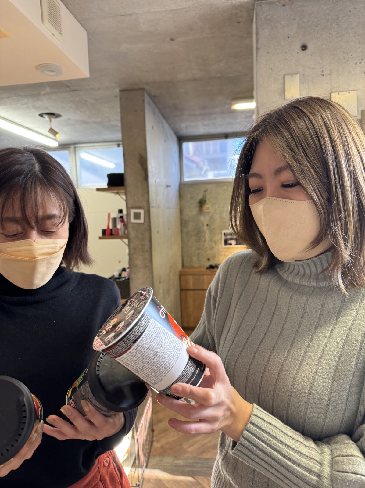 冬のヘアカラー　人気スタイリスト　ランキングが高い美容院　岐阜柳津町　ヘアーラウル