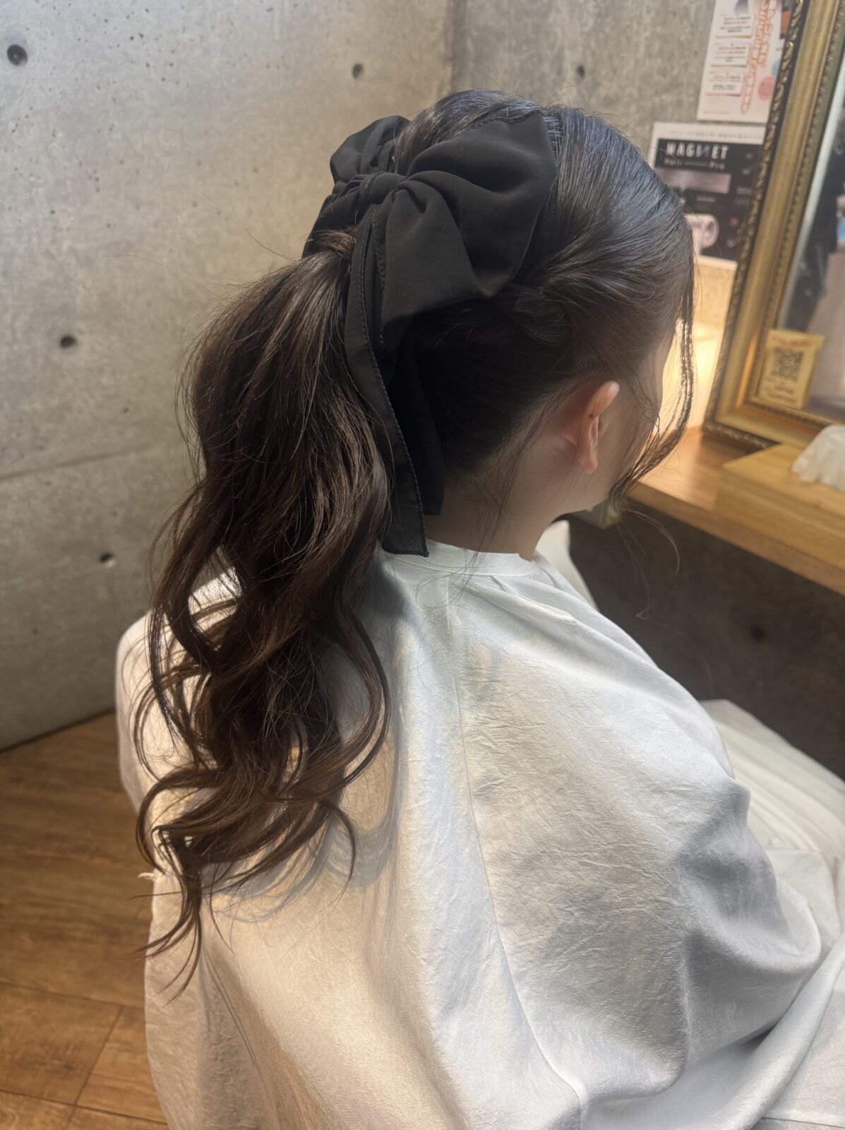 シュシュでかわいいヘアアレンジ　成人式前撮り　ヘアセット　着付け　人気スタイリスト　ランキングが高い　岐阜柳津町　ヘアーラウル