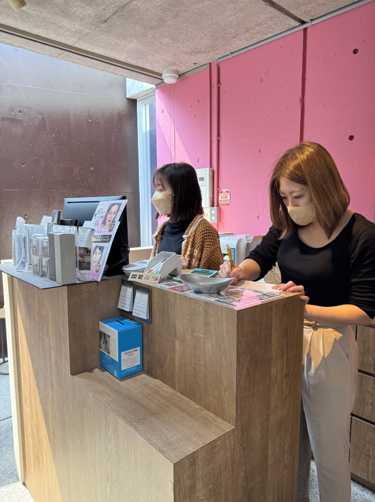 人気スタイリスト　ランキングが高い美容院　白髪染め　ハゲ予防　美革ストレート　岐阜柳津町　ヘアーラウル