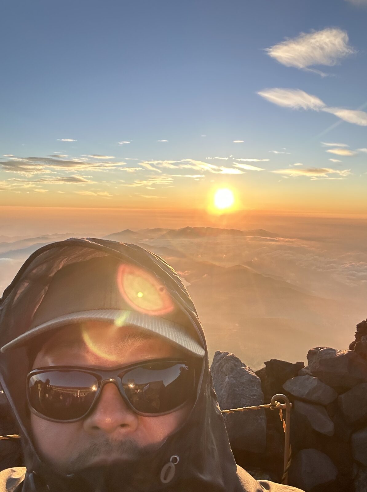 富士山登山　人気スタイリスト　ランキングが高い美容院　白髪染め　ハゲ予防　美革ストレート　岐阜柳津町　ヘアーラウル