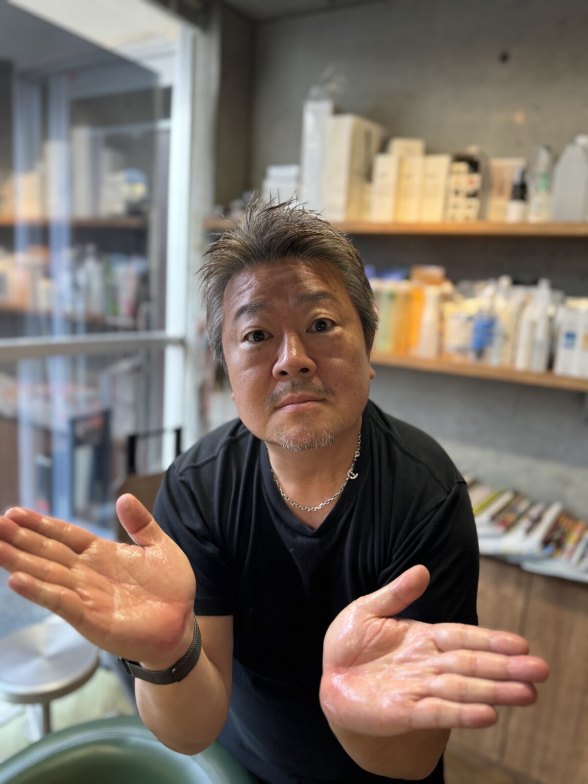 人気スタイリスト　ランキングが高い美容院　白髪染め　ハゲ予防　美革ストレート　岐阜柳津町　ヘアーラウル