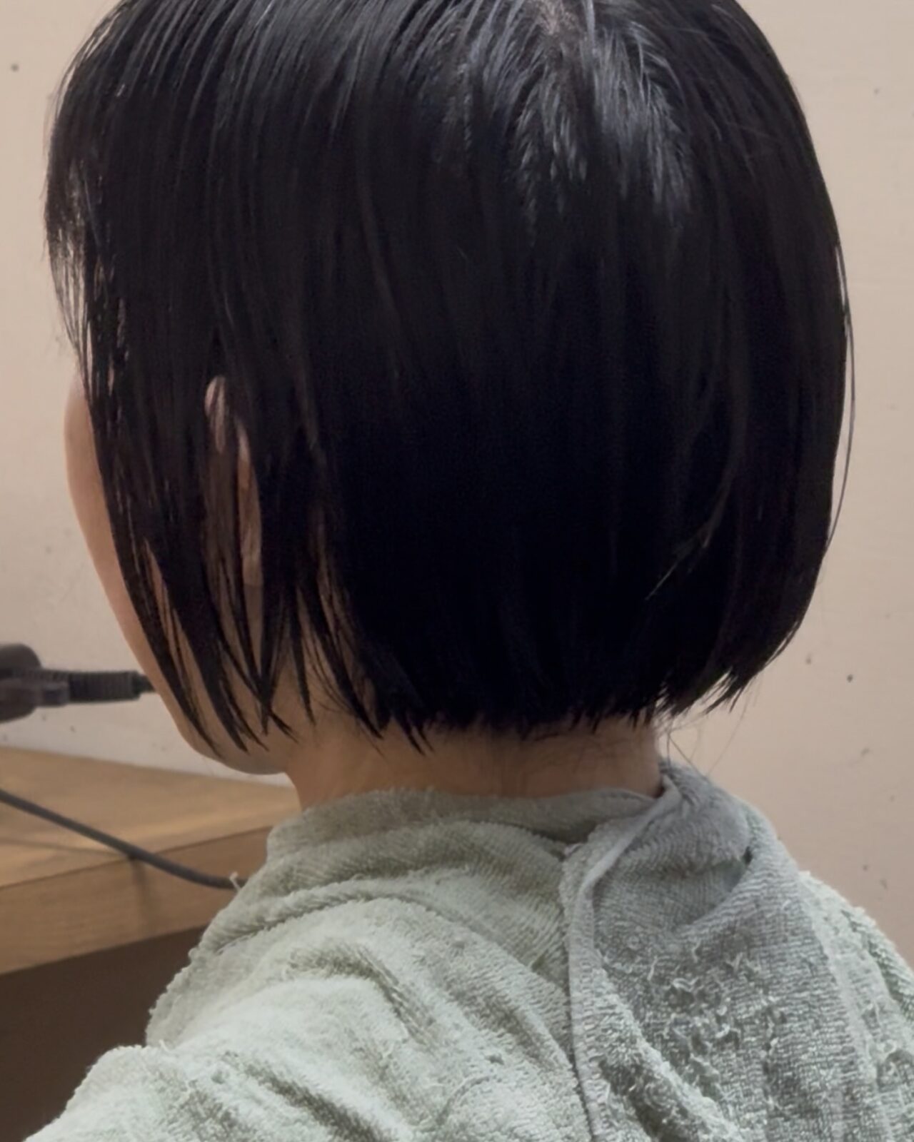 レザーカット 人気スタイリスト ランキングが高い美容院 白髪染め ハゲ予防 美革ストレート 岐阜柳津町 ヘアーラウル