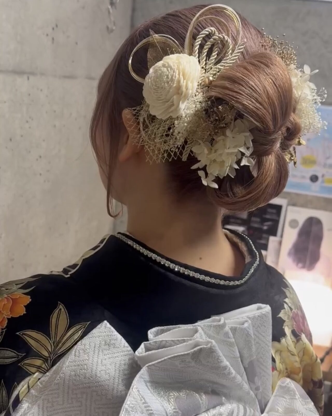 カチモリリボン　成人式　ヘアセット　人気スタイリスト　ランキングが高い美容院　白髪染め　ハゲ予防　美革ストレート　岐阜柳津町　ヘアーラウル