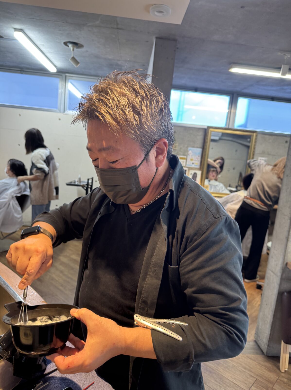 　スタイリング方法　人気スタイリスト　ランキングが高い美容院　白髪染め　ハゲ予防　美革ストレート　岐阜柳津町　ヘアーラウル