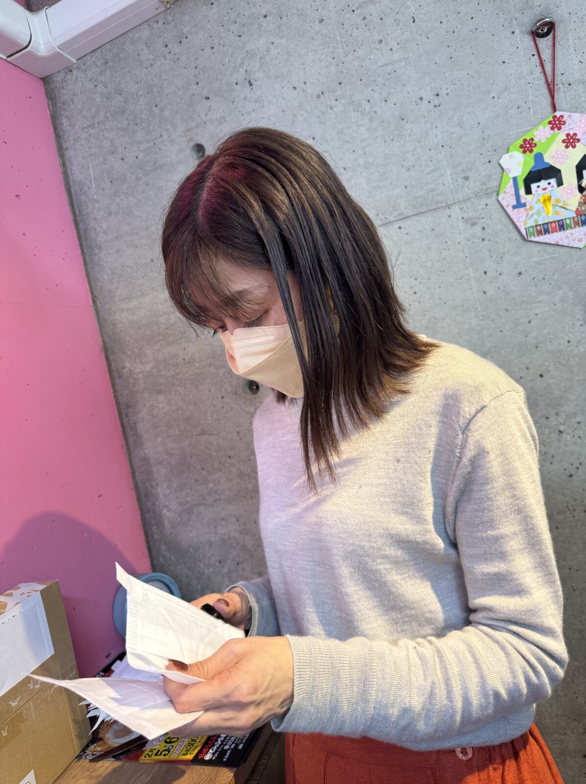 春の新色　人気スタイリスト　ランキングが高い美容院　白髪染め　ハゲ予防　美革ストレート　岐阜柳津町　ヘアーラウル