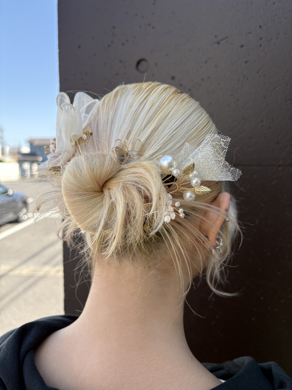 ハイトーンカラーヘアアレンジ　成人式　前撮り　ヘアアレンジ　人気スタイリスト　ランキングが高い美容院　白髪染め　ハゲ予防　美革ストレート　岐阜柳津町　ヘアーラウル