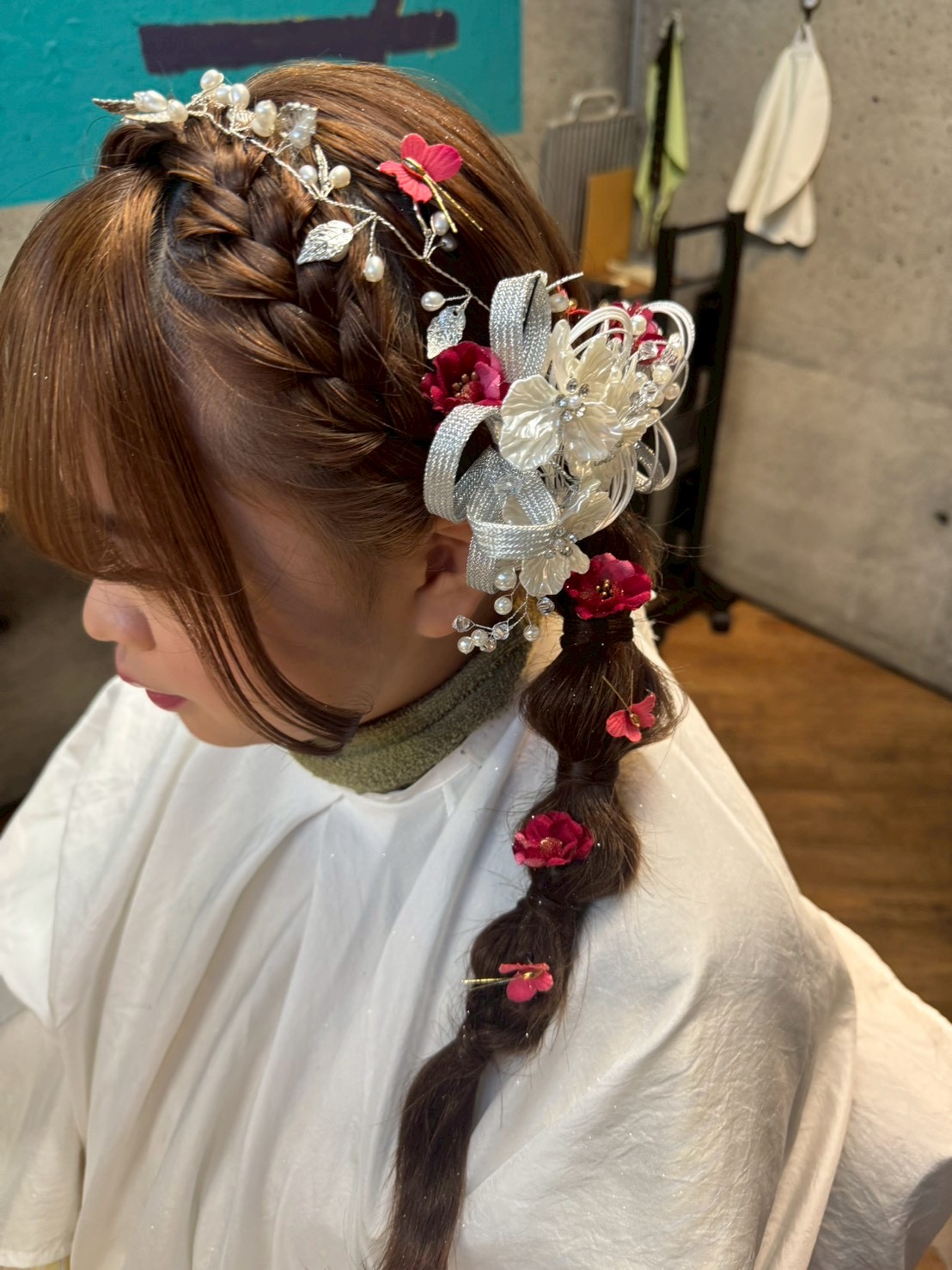 カチューシャ編み　サイドローポニーアレンジ　着付け　ヘアアレンジ　人気スタイリスト　ランキングが高い美容院　白髪染め　ハゲ予防　美革ストレート　岐阜柳津町　ヘアーラウル